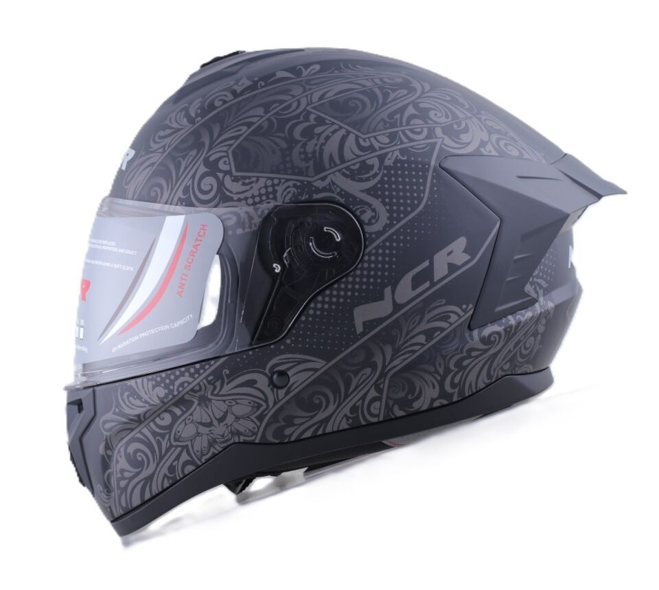 KASK KAPALI M70 ECE SERTİFİKALI- MAT SİYAH BEYAZ GRAFİK